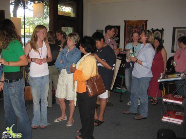 Queueing for vegan pizza
